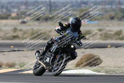 media/Jan-15-2026-Racers Edge (Thu) [[dfebeb70ab]]/3-B Group/Session 2 (Turn 11)/